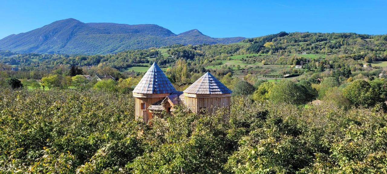 Roulottes Au Pied Du Vercors 圣·让恩·罗亚恩斯 外观 照片
